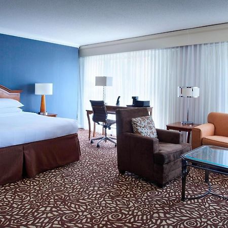 Hotel Milwaukee Marriott West Waukesha Exterior foto